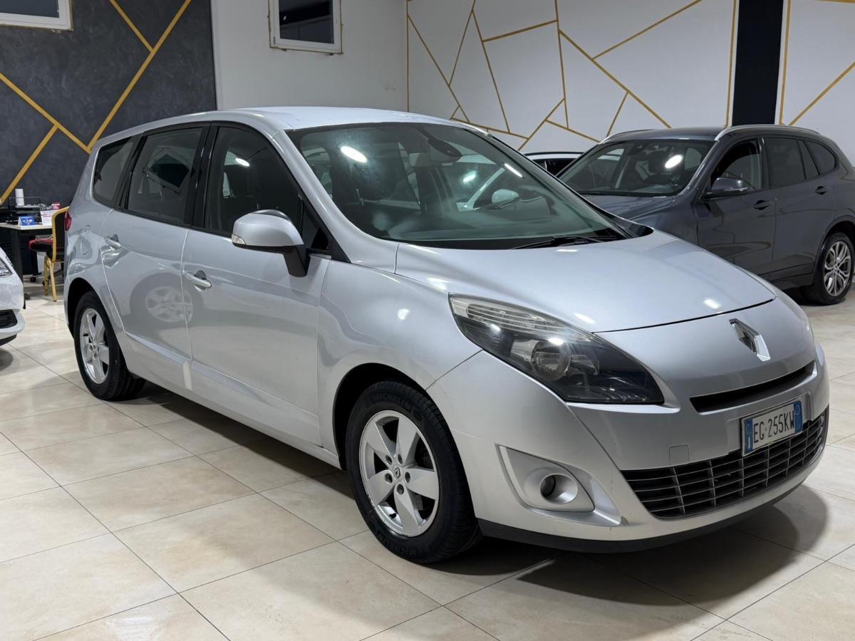 RENAULT - Scénic X-Mod - 1.5 dCi 110CV Dynamique