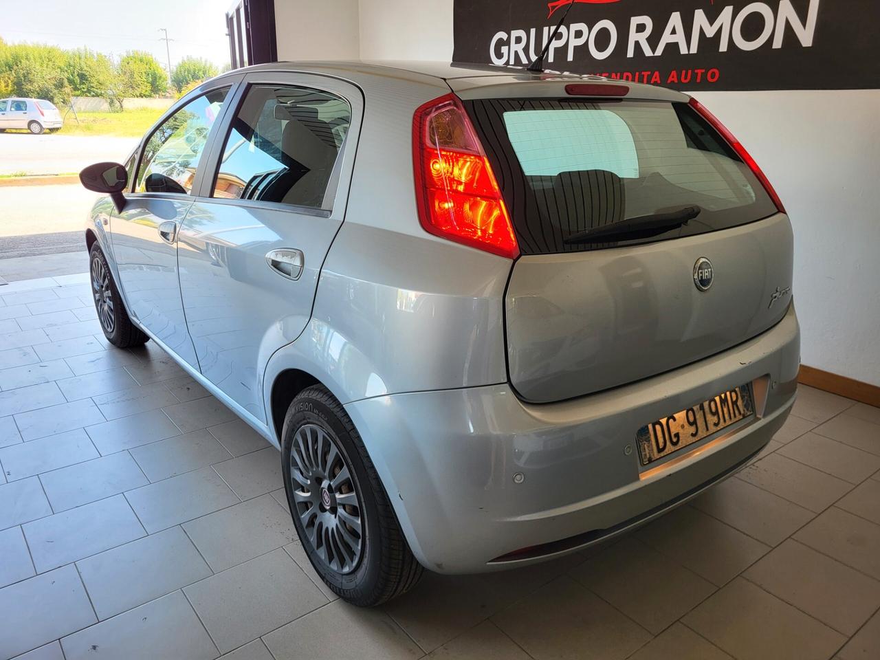 Fiat Grande Punto Starjet 16V 5p Dynamic