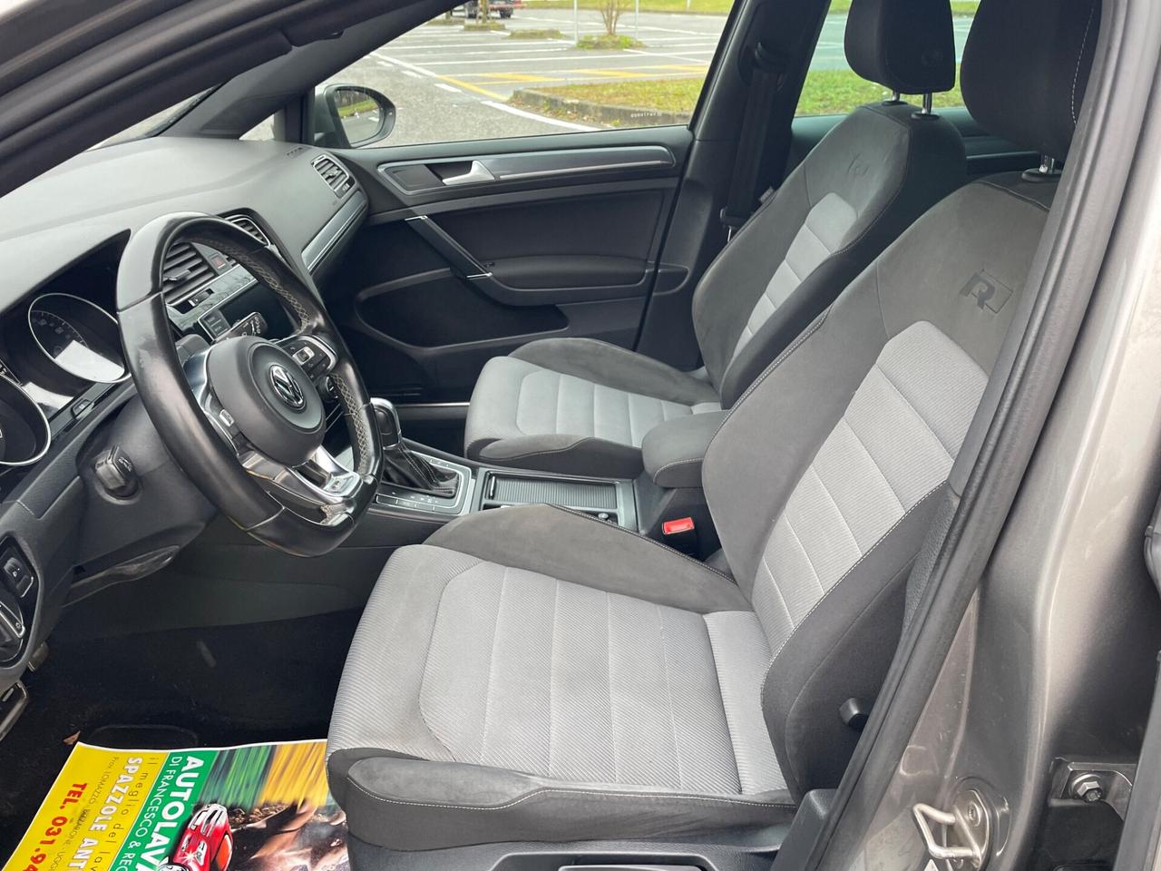 Volkswagen Golf 1.4 TSI 5p. R-Line-Automatik-Neopatentati -.