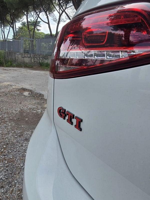 Volkswagen Golf GT 2.0TSI DSG GTI Performance BMT