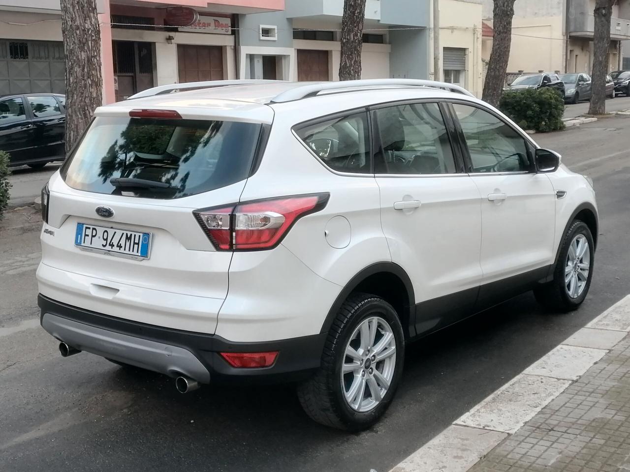 Ford Kuga 1.5 TDCI 120CV S&S 2WD NAVI - 2018