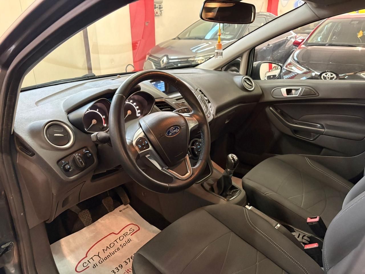 Ford Fiesta 1.5 TDCi 75CV 5 porte Business