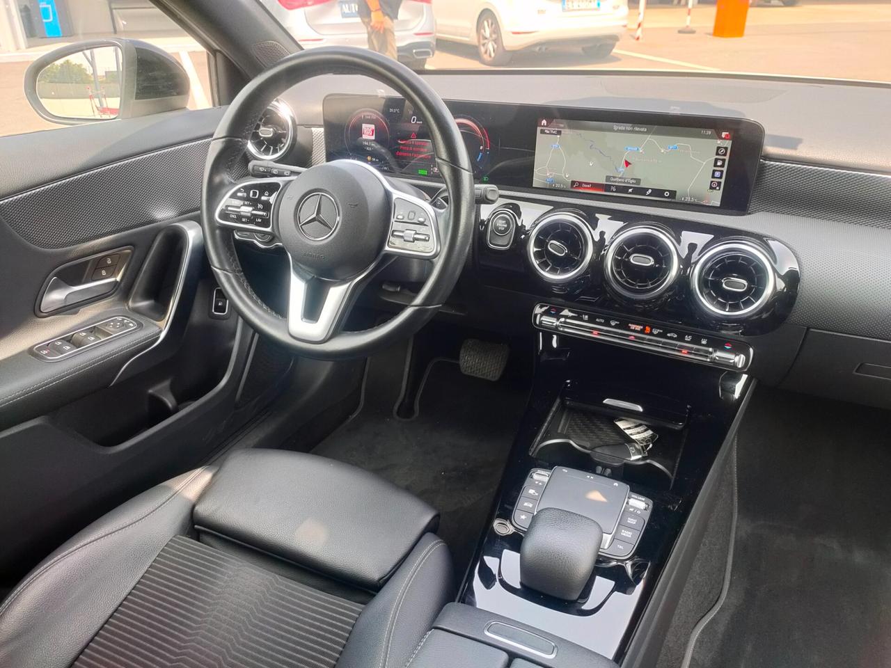 Mercedes-benz A 250 A 250 e Automatica EQ-Power Business NEOPATENTATI