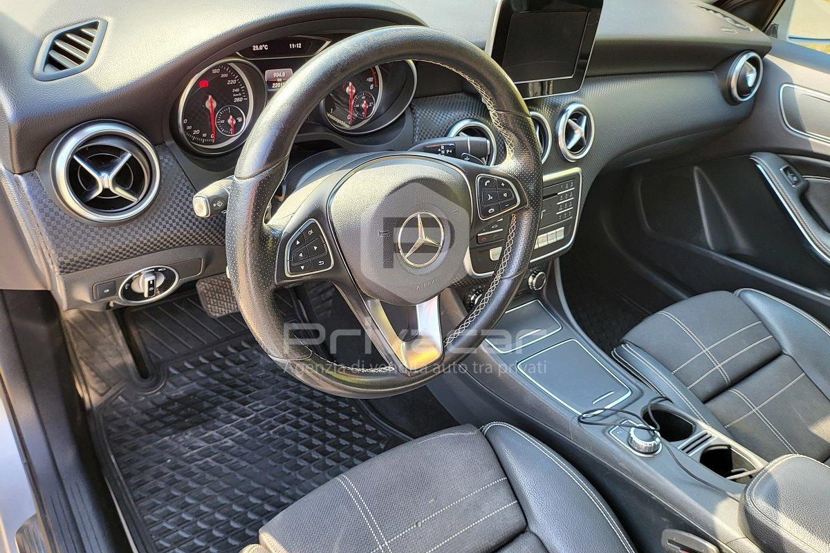 MERCEDES A 200 d Automatic Premium