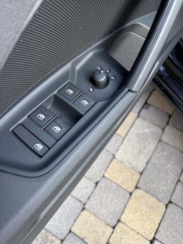 Audi A3 Sportback 30 2.0 tdi Business LED-NAVI-18"