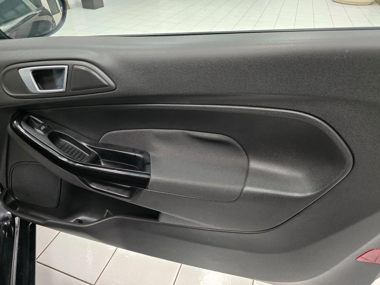 Ford Fiesta 1.5 Tdci 3 porte Titanium 2013