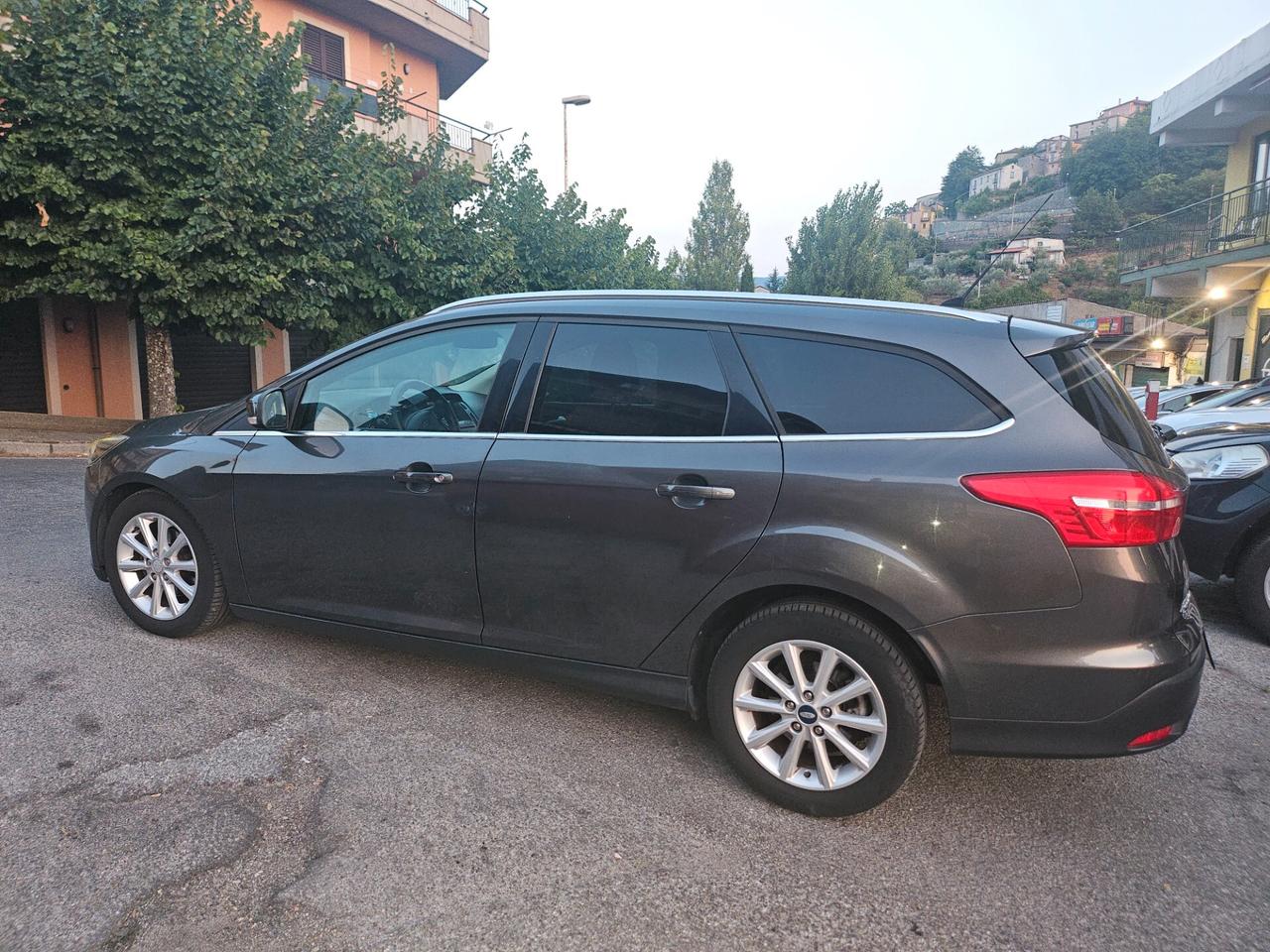 Ford Focus 1.5 TDCi 120CV TITANIUM 139.000km 2015