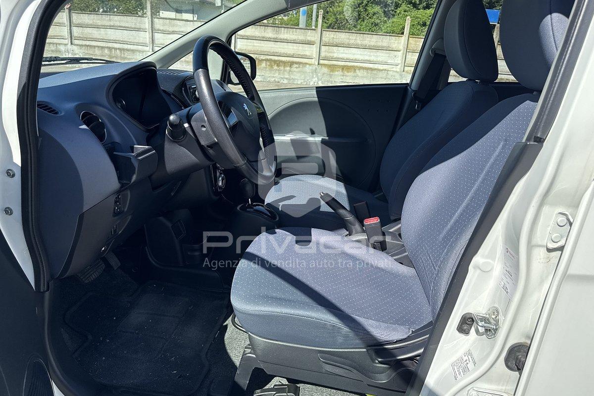 PEUGEOT iOn Active