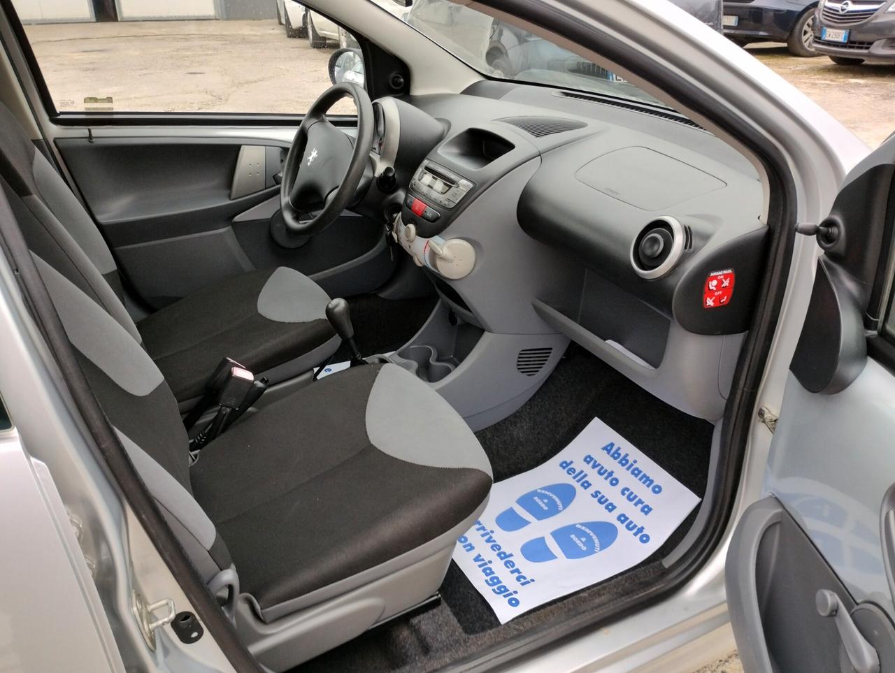 PEUGEOT 107 1.0 68CV 5P Plaisir 2010