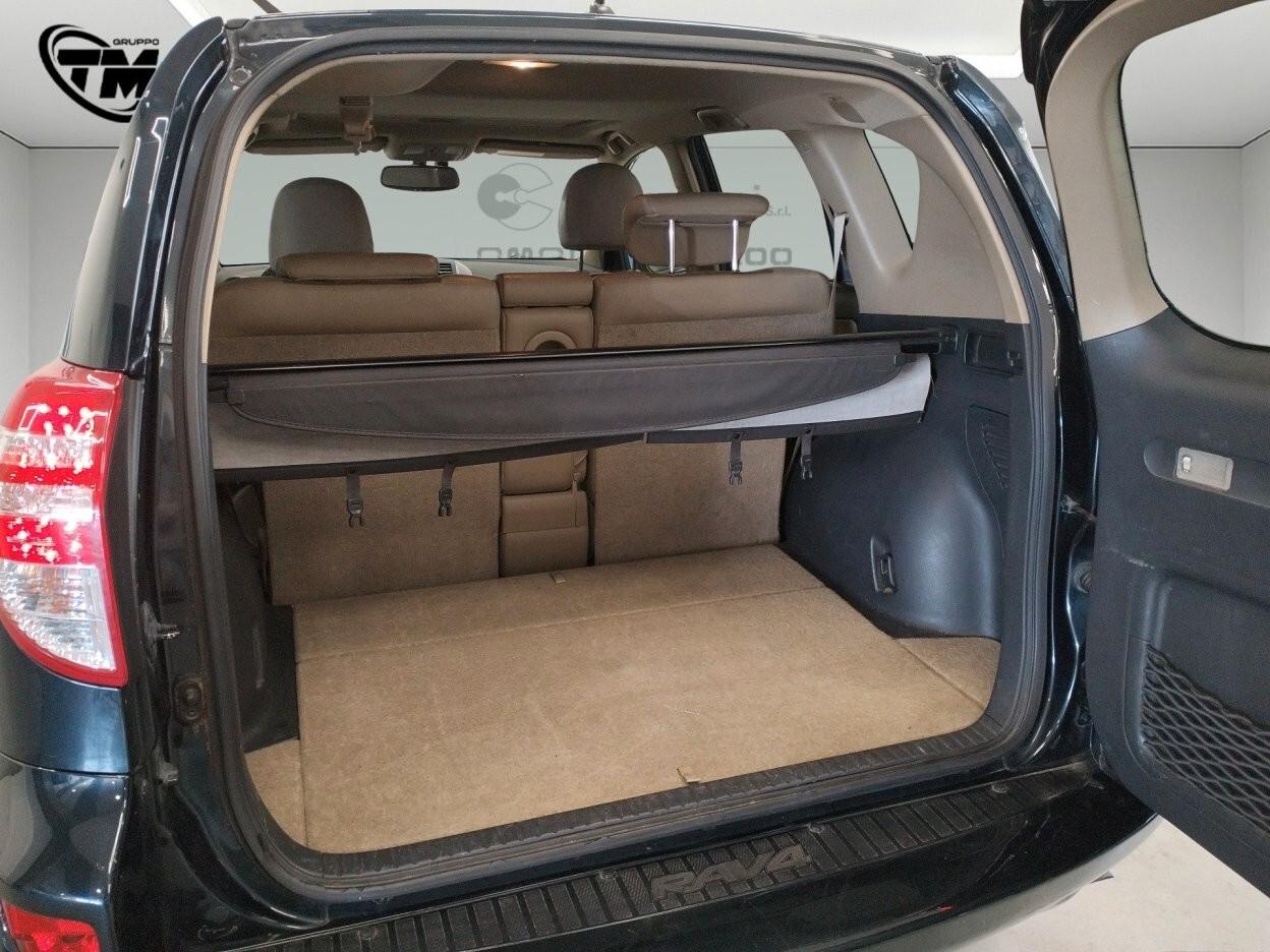 Toyota RAV 4 RAV4 Crossover 2.2 D-4D 150 CV DPF Exclusive