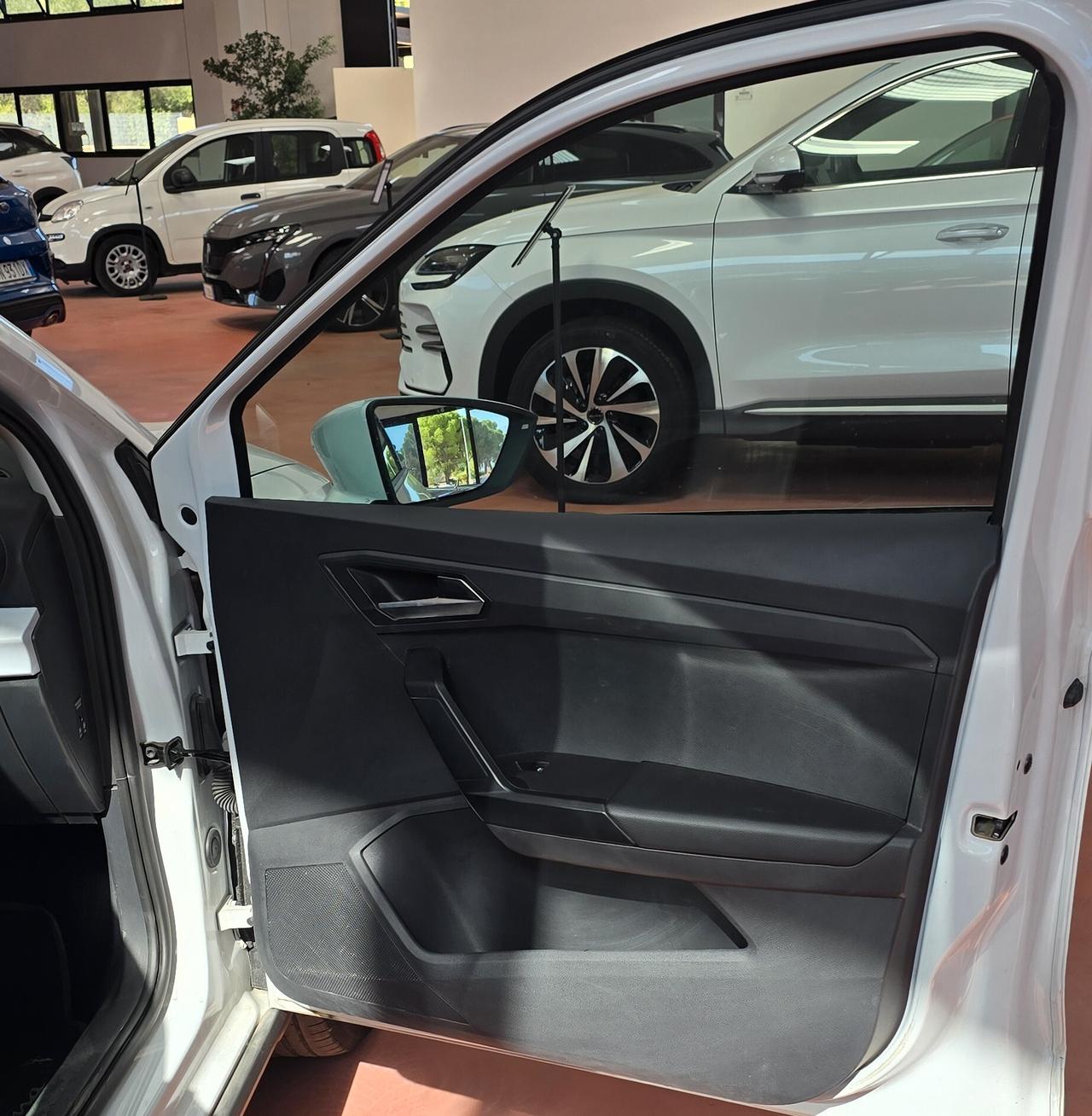 Seat Arona 1.0 EcoTSI 95 CV (70 kW) Style – Il Urban SUV Dinamico e Tecnologico