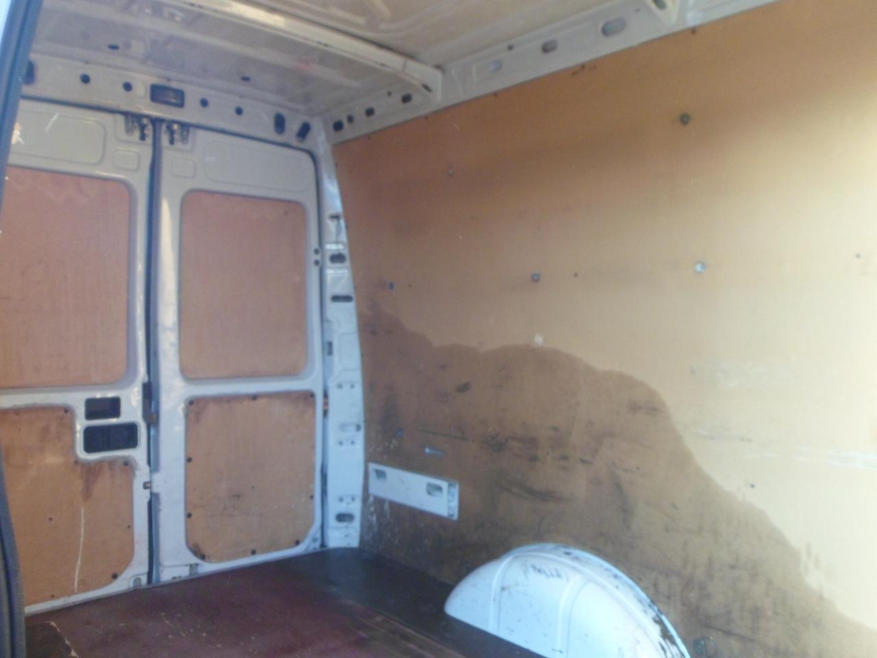 Iveco Daily 35s12 furgone medio alto