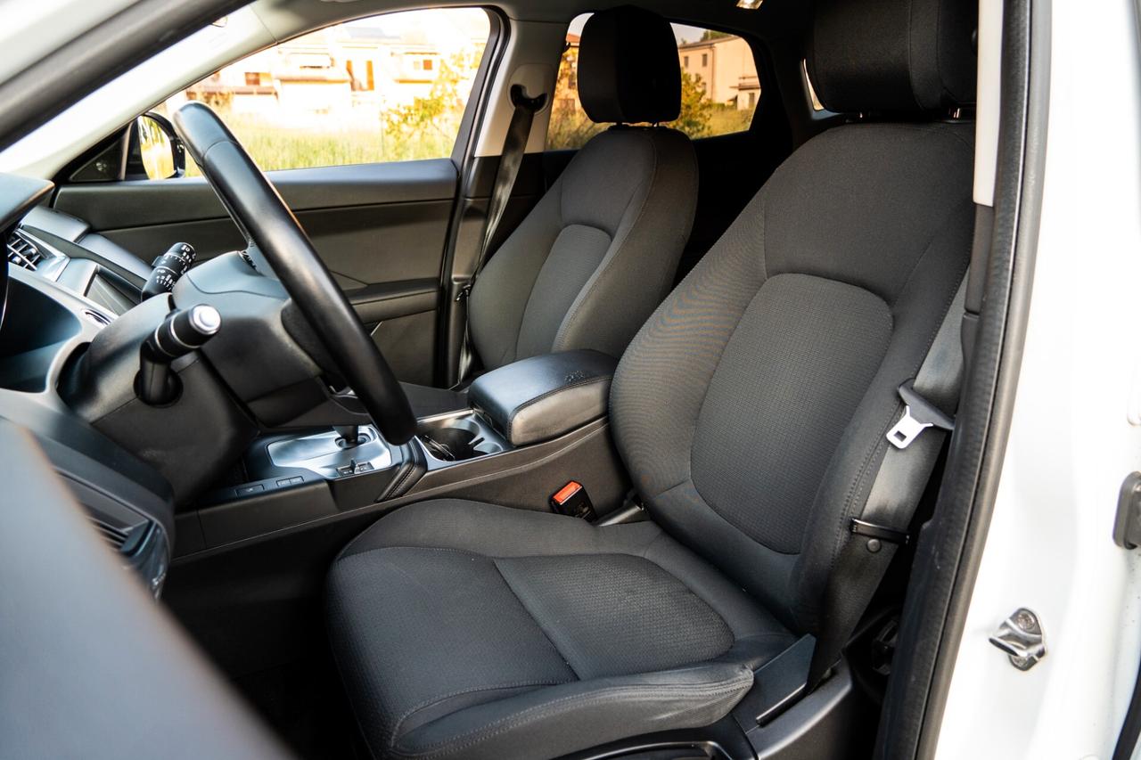 JAGUAR E-PACE 2.0d 150CV AUTOMATICA 2020 - GANCIO TRAINO - TAGLIANDI CERTIFICATI