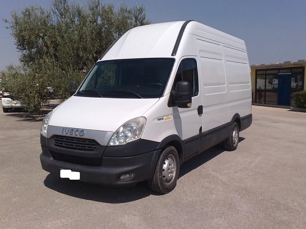 Iveco Daily 35s15 FURGONE DI SERIE - 2014