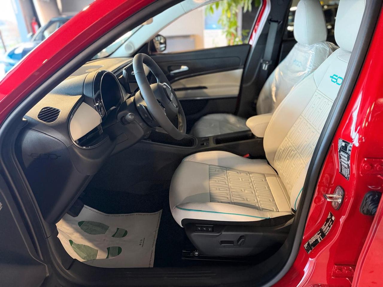 Fiat 600 Hybrid 110 CV DCT MHEV La Prima