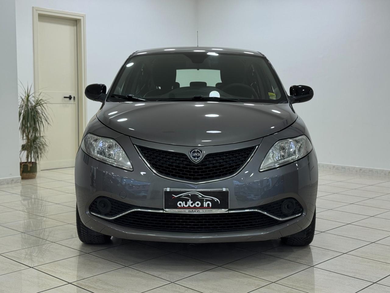 Lancia Ypsilon 1.2 69 CV 5 porte GPL Gold