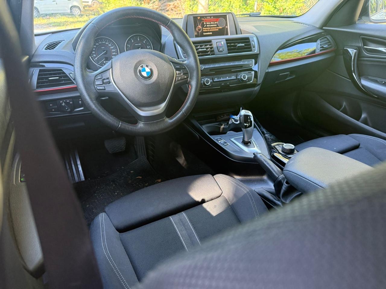 Bmw 118 118d 5p. Urban