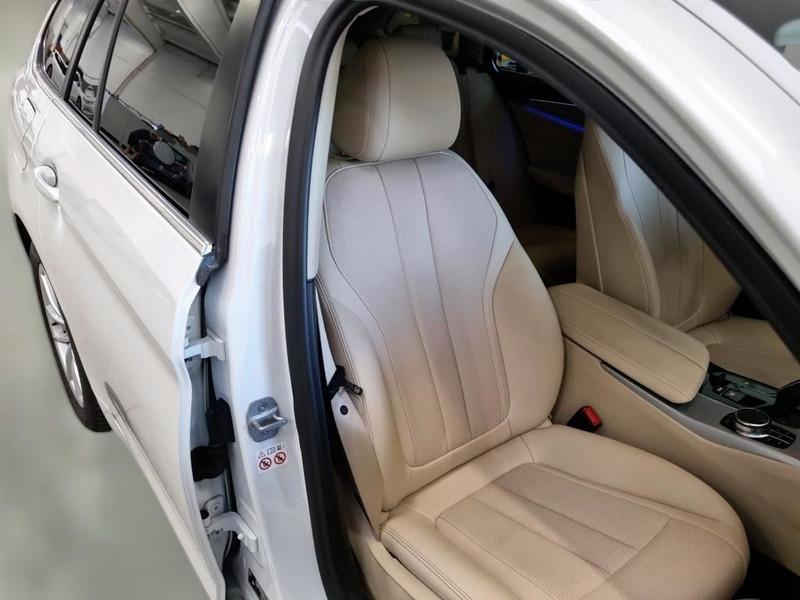 BMW 520 BUSINESS AUTO TOURING STATION WAGON