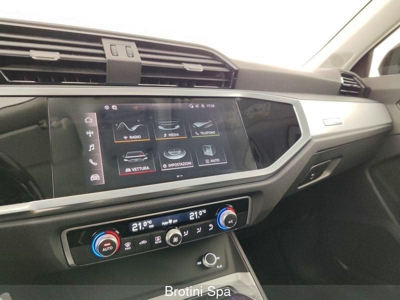 Audi Q3 Sportback 45 TFSI e S tronic Business Plus