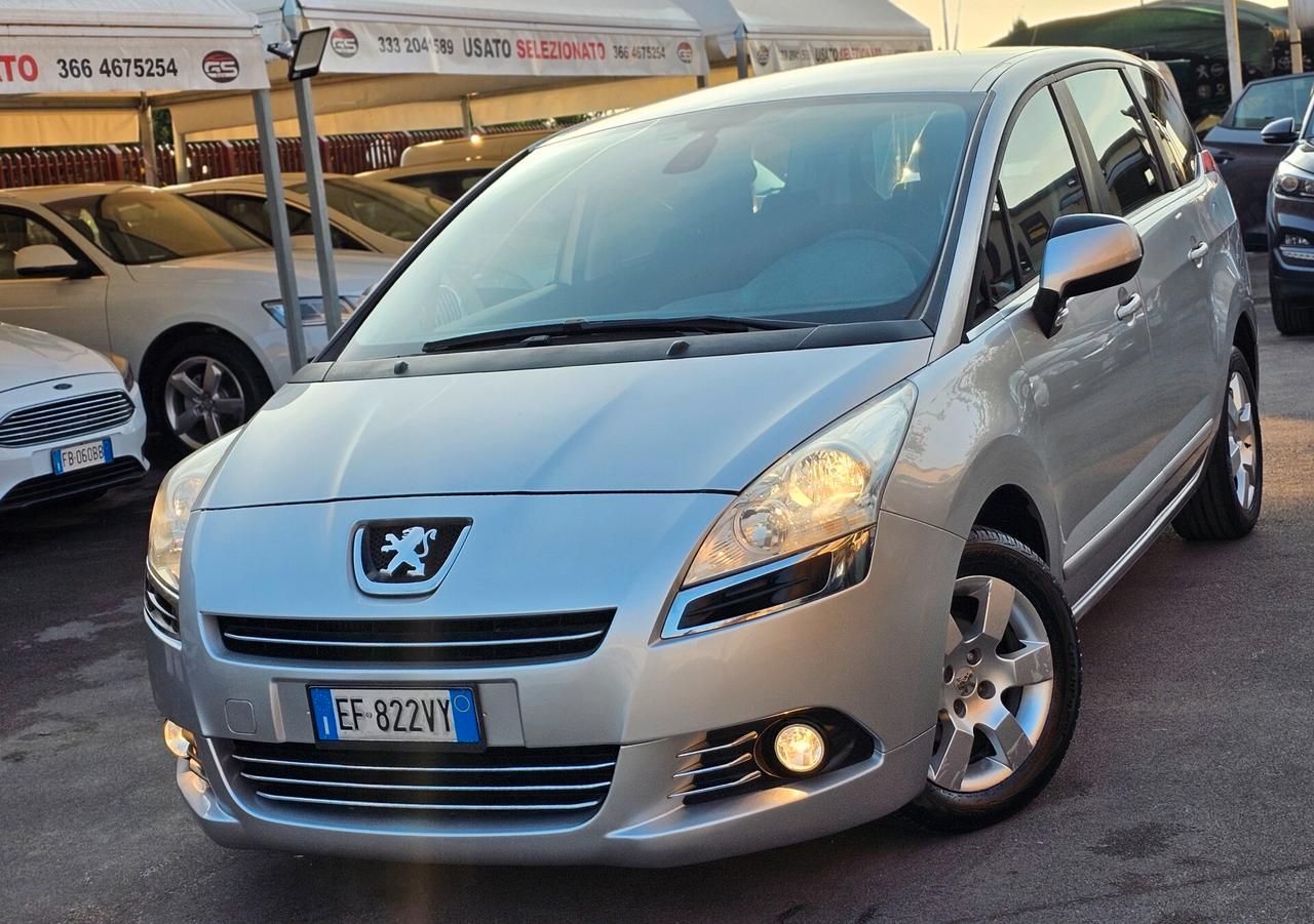 Peugeot 5008 1.6 HDi 112CV Premium 7 posti