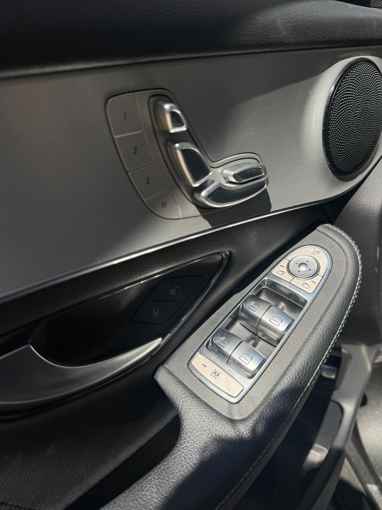 Mercedes-benz GLC 220 200 d 4Matic Premium Plus AMG NightEdition