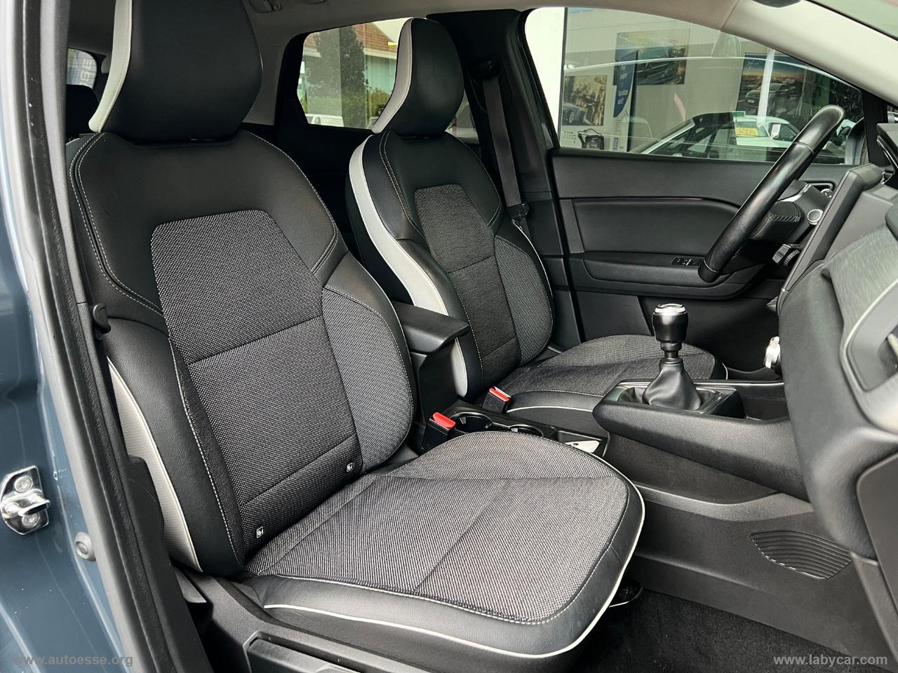 RENAULT Captur TCe 140 CV Intens