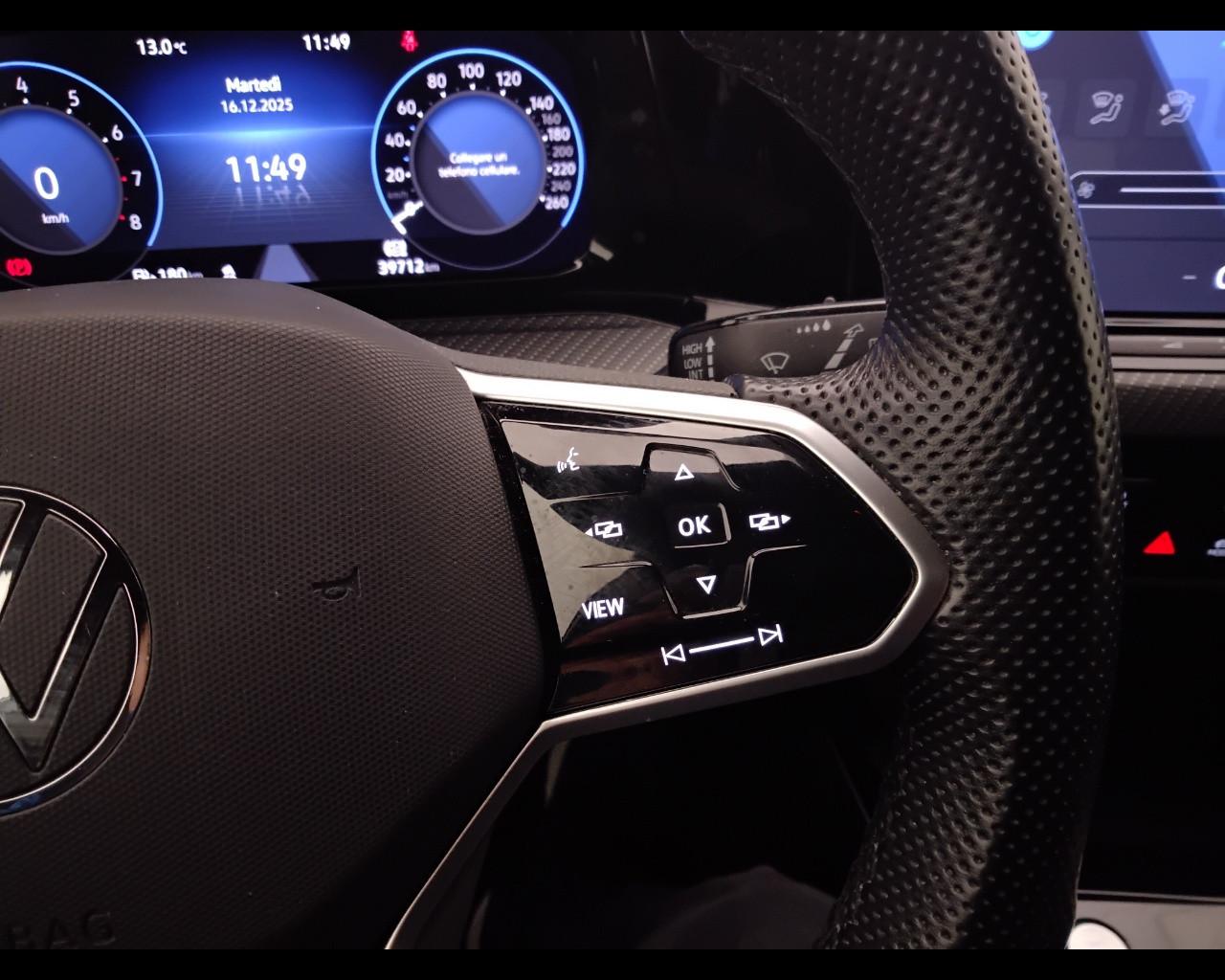 VOLKSWAGEN Golf VIII 2020 - Golf 1.5 tsi evo R-Line 130cv