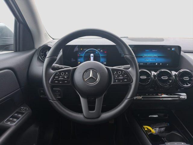 MERCEDES-BENZ CLA sse GLA GLA 180 d Automatic Business Extra