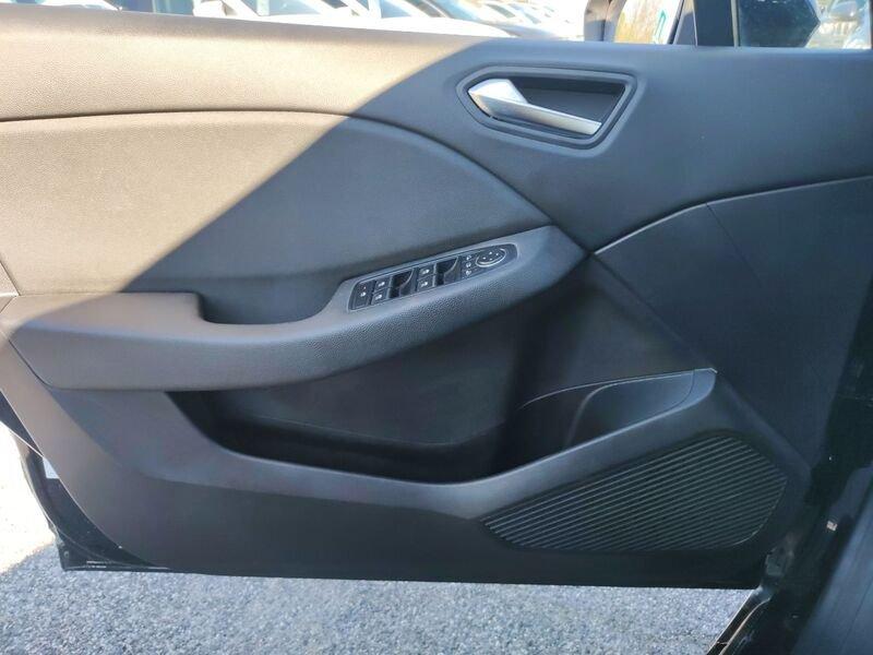 Renault Clio V 2019 1.6 E-Tech hybrid Intens 140cv auto my21