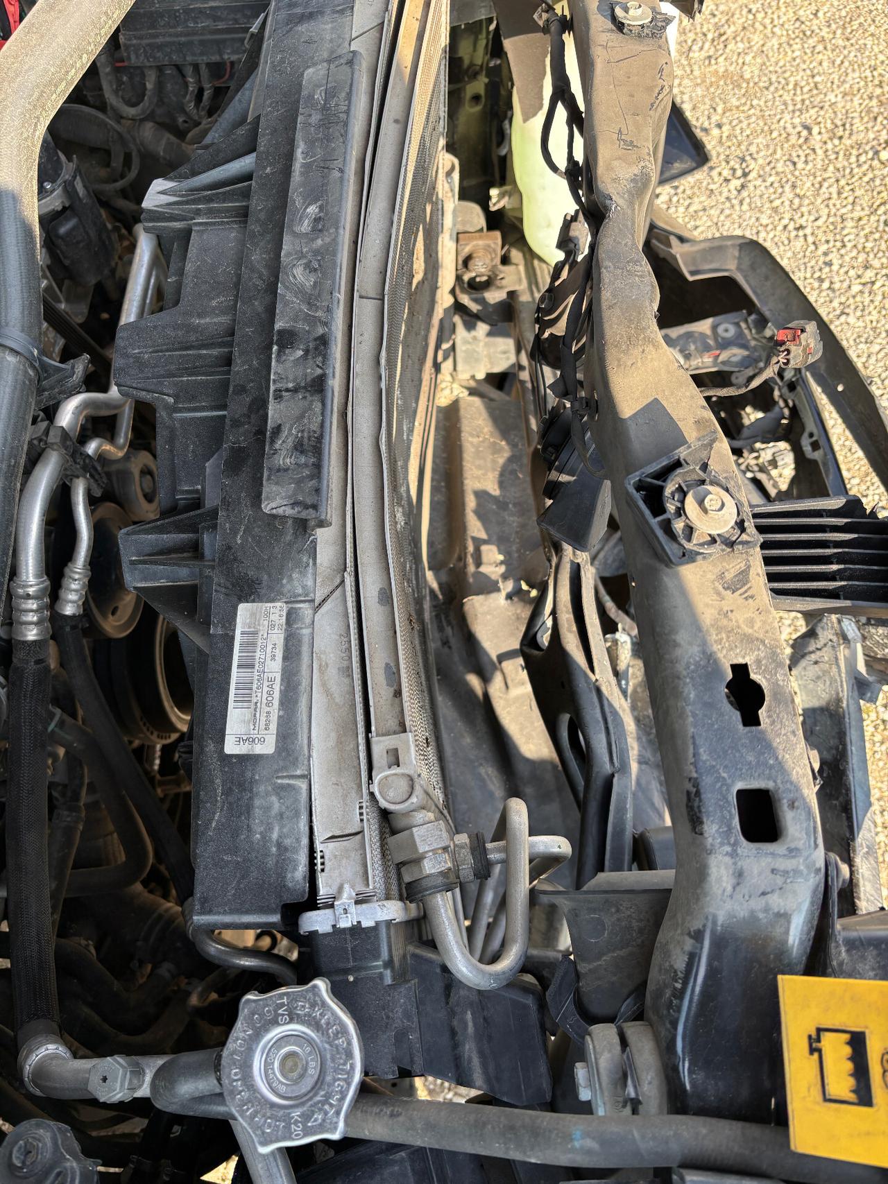 Dodge RAM 5.7 motore emi