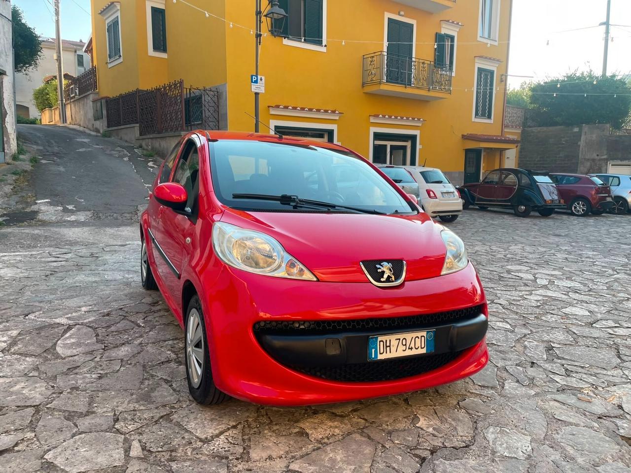 Peugeot 107 1.0 68CV 5p. Sweet Years