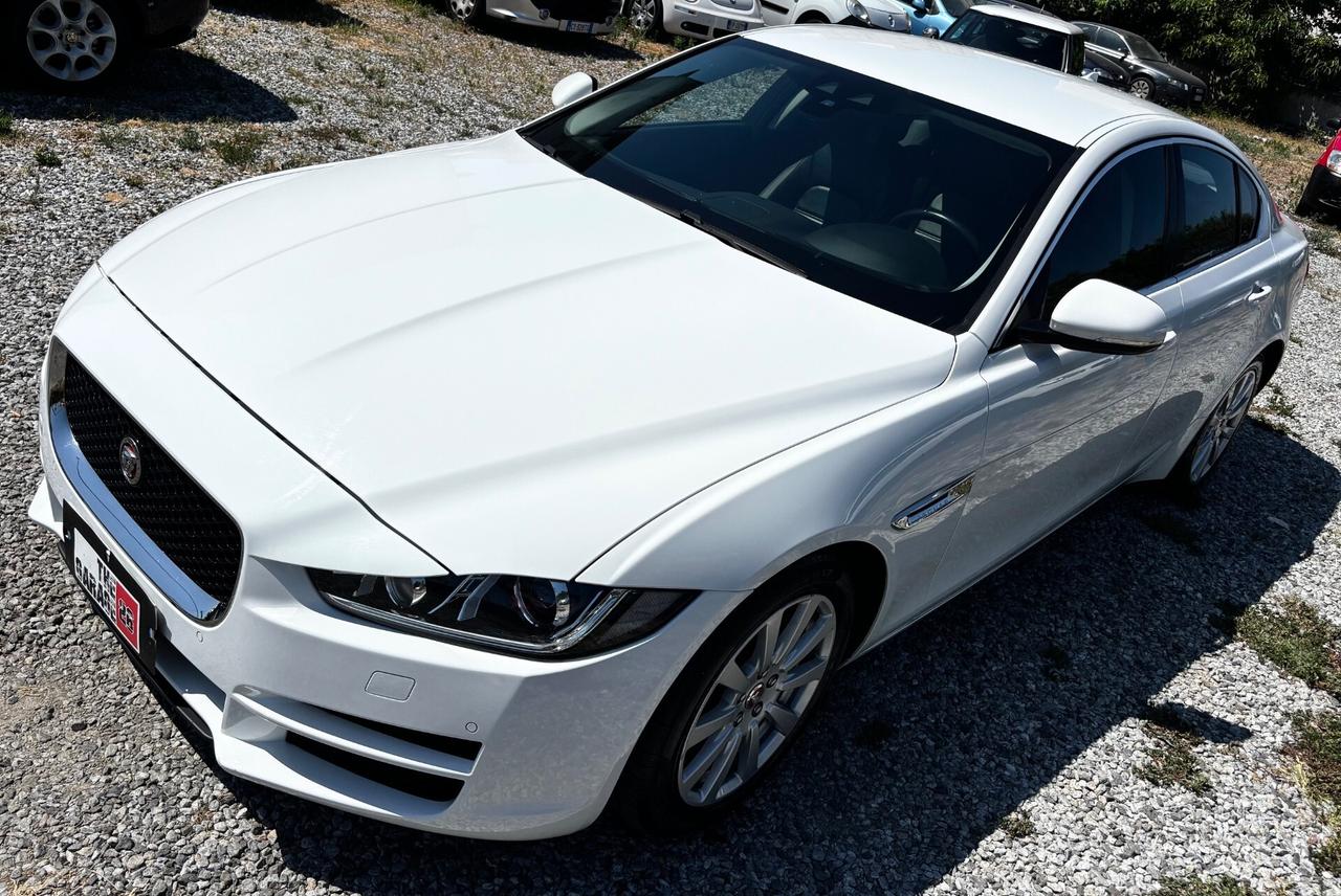 Jaguar XE 2.0 D Turbo aut. Portfolio