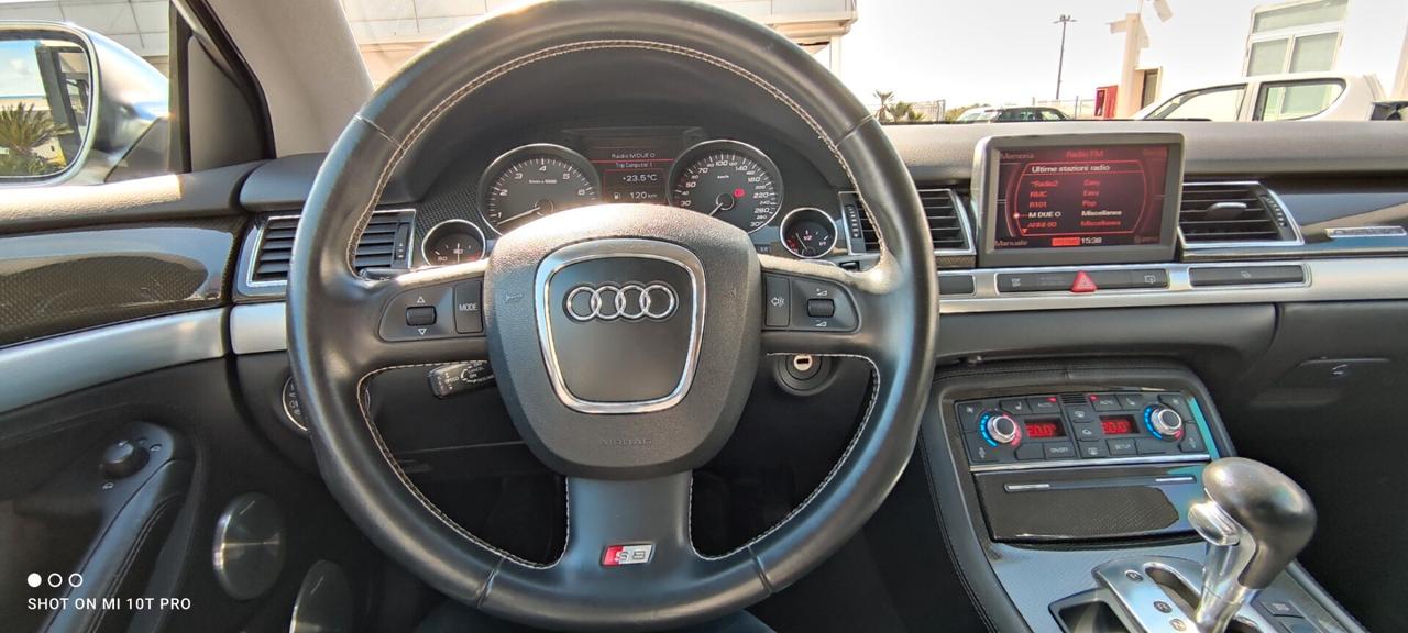 Audi A8 S8 5.2 V10 450cv. quattro tiptronic