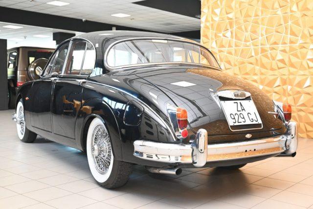 DAIMLER Sovereign 2.5 V8 AUTO GUIDA A DESTRA PERFETTA ITALIANA NUOVA