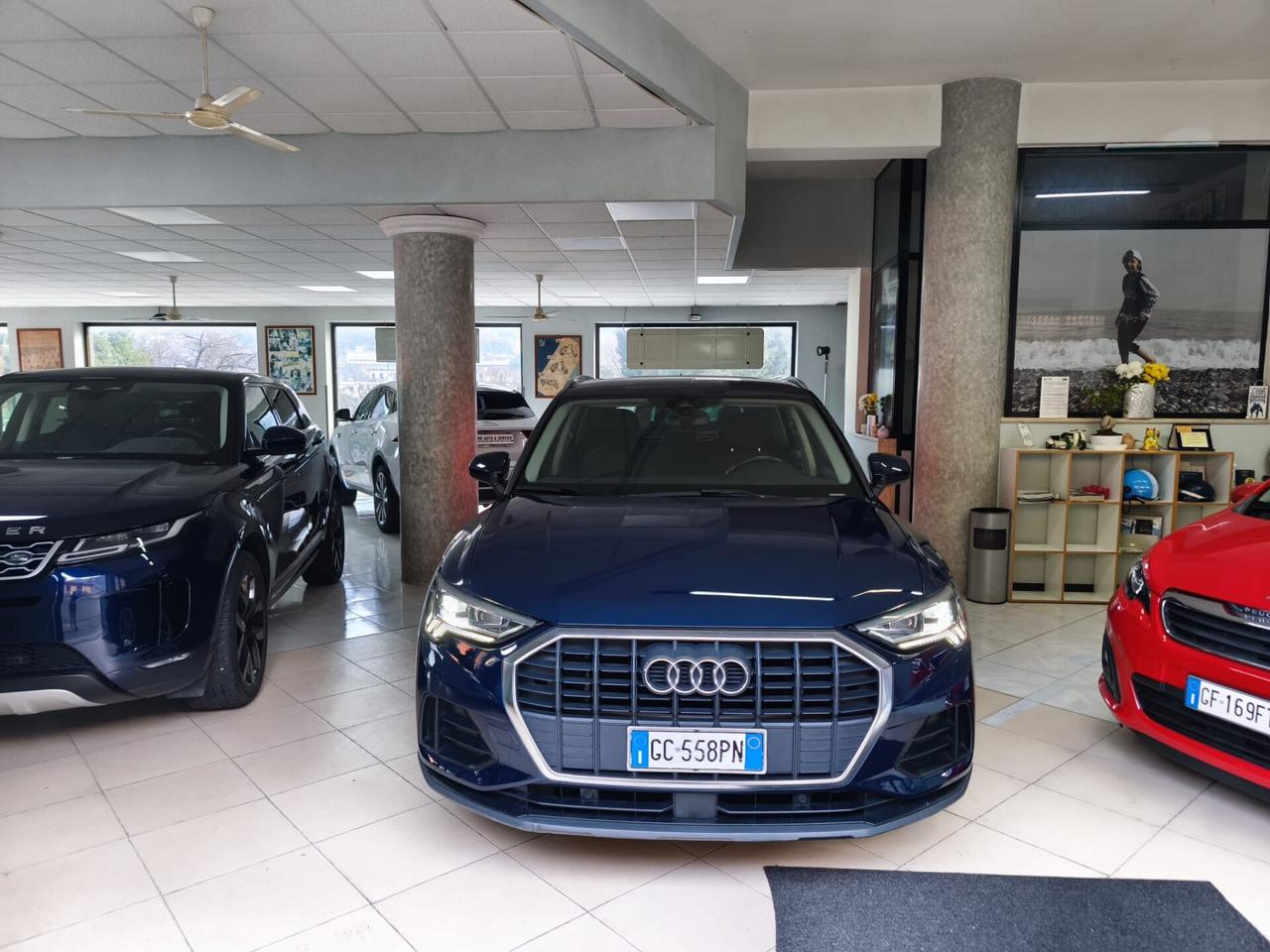 Audi Q3 35 TDI S tronic Business Advanced 64000km!!!