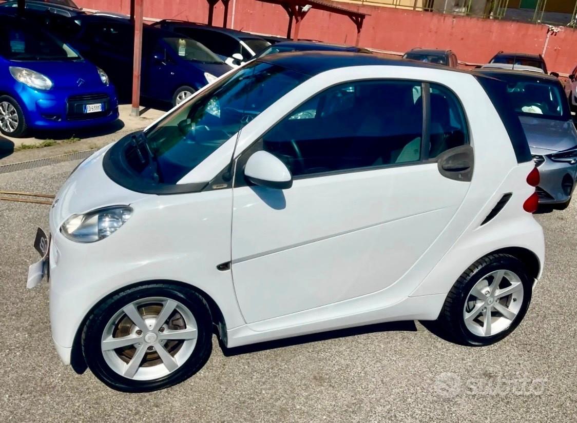 Smart ForTwo 1000 52 kW coupé pure allestimento brabus