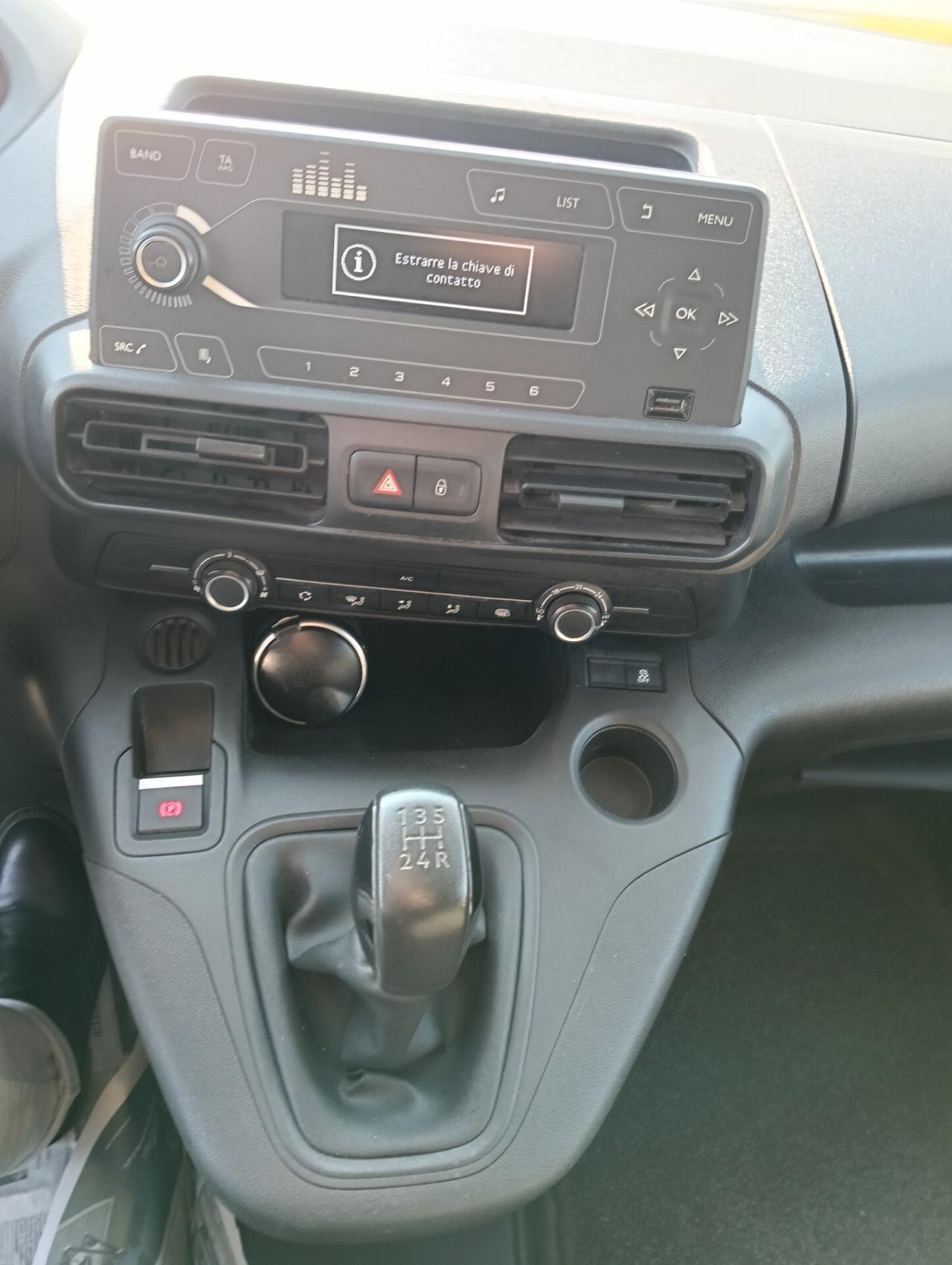 Peugeot Partner BlueHDi 100. Maxi