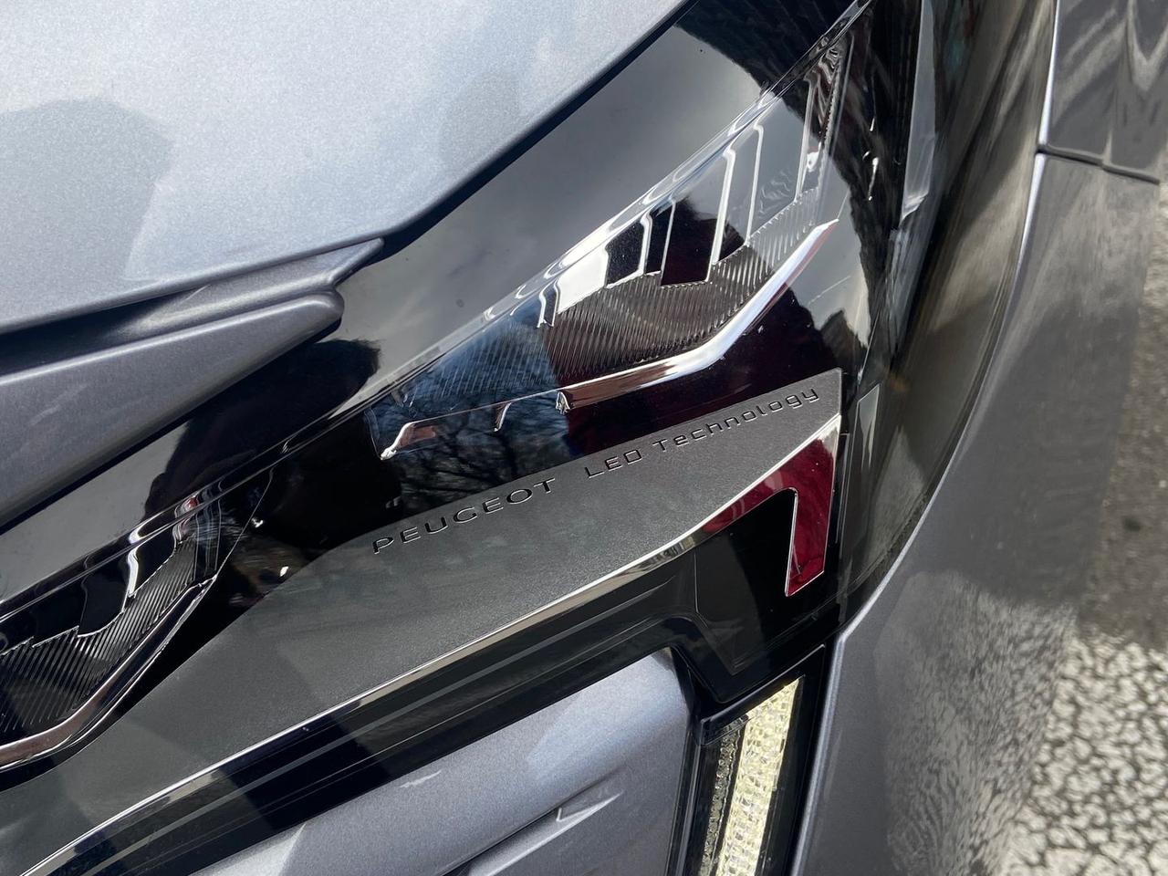 Peugeot 3008 Allure Pack 1.5 Blue HDI 130 #9295