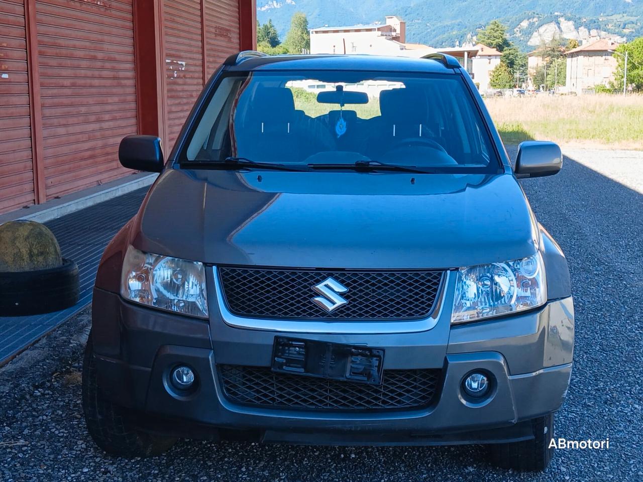 Suzuki Grand Vitara 1.9 DDiS 5 porte