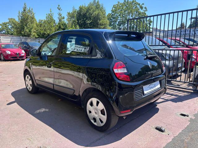 RENAULT Twingo SCe Lovely