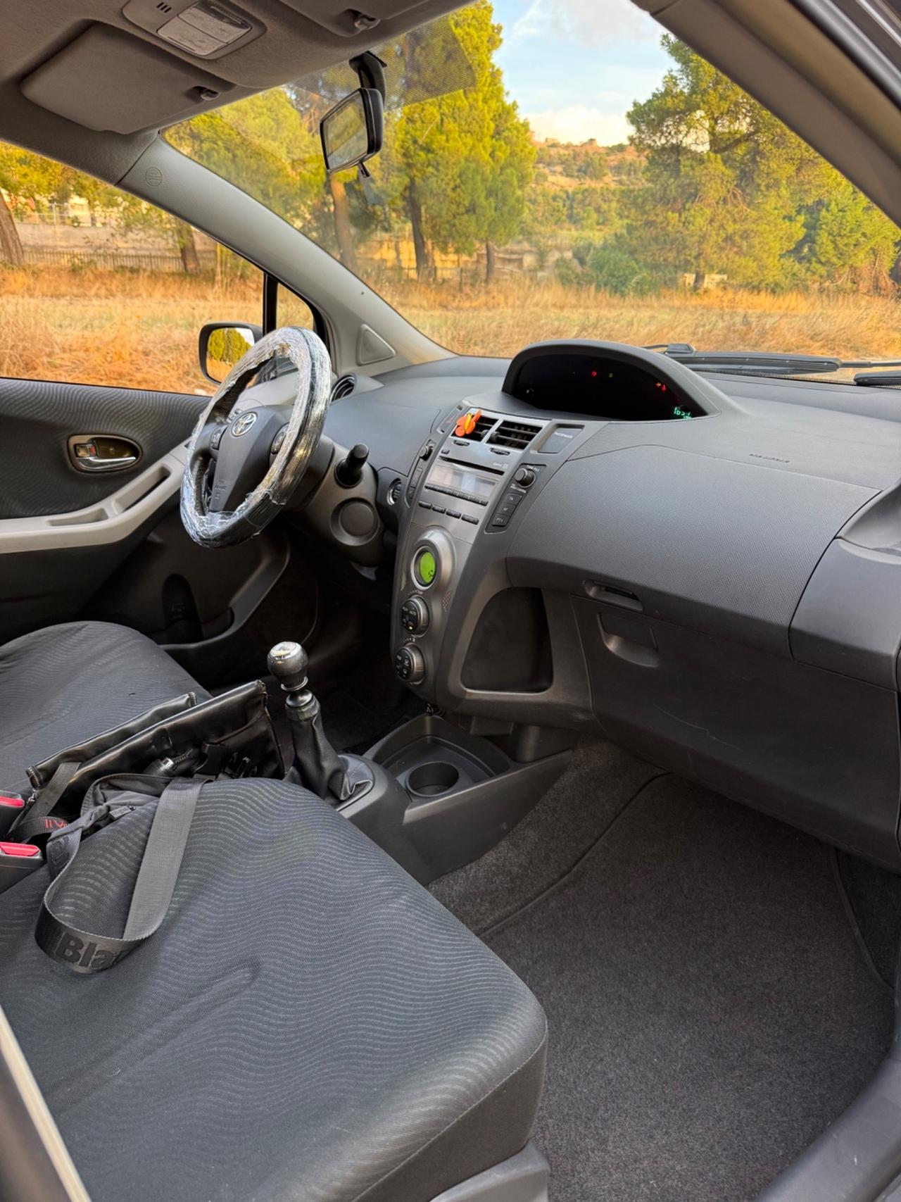 Toyota Yaris 1.3 5 porte M-MT Sol
