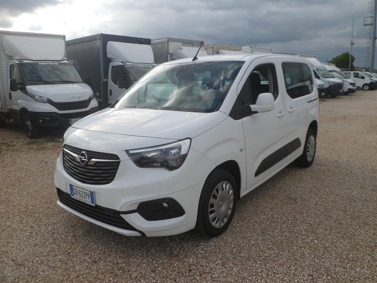 Opel Combo 5 posti autocarro