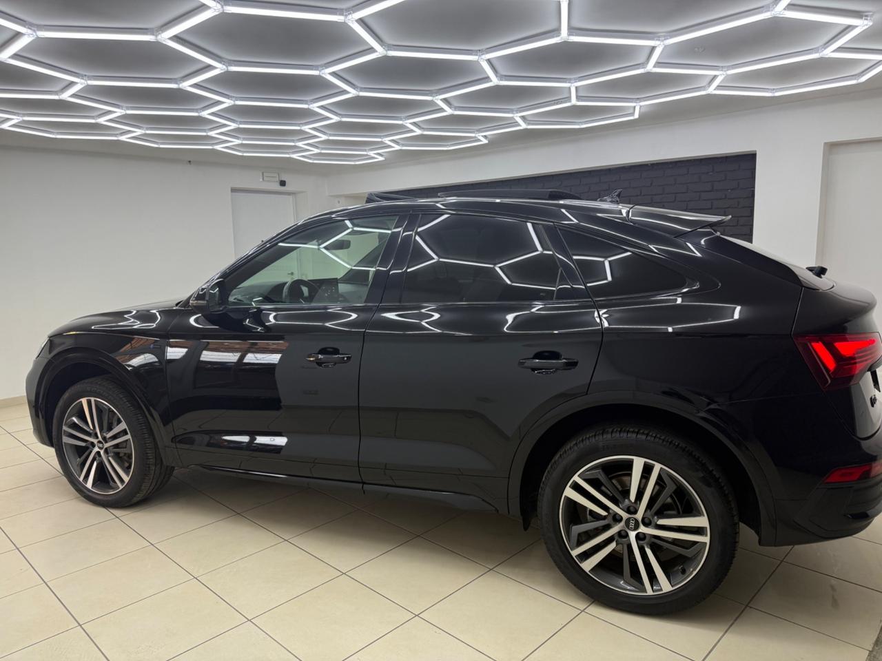 Audi Q5 40 TDI 204 CV S line plus UNICOPRO ITA FULL