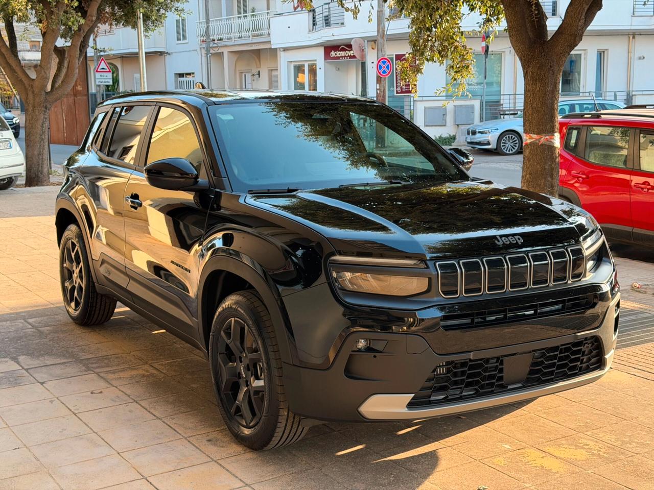 Jeep Avenger 1.2 Turbo1.2 turbo e-hybrid mhev Black Edition fwd 110cv edct6