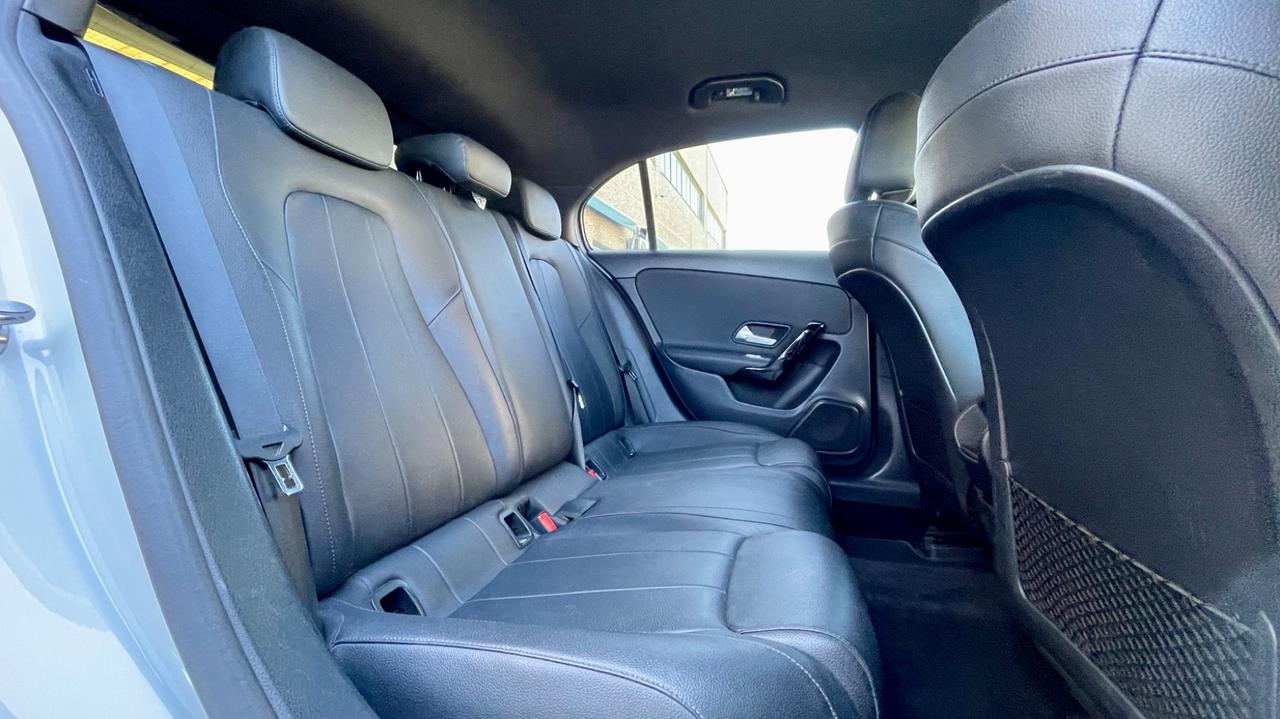 MERCEDES-BENZ CLASSE A180 1.5 116CV - FULL LED, PELLE, NEOPATENTATI