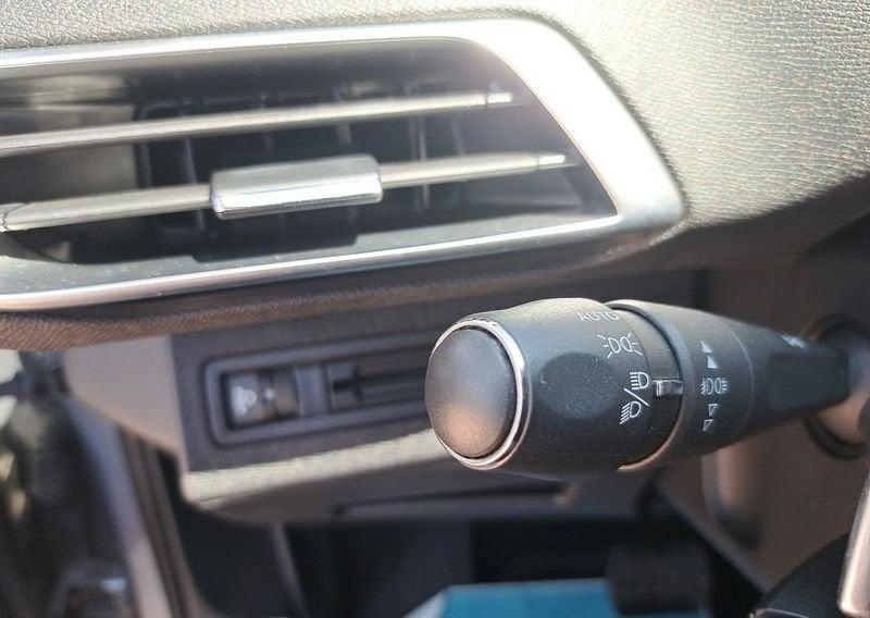 Peugeot 3008 PureTech Turbo 130 EAT6 S&S Allure