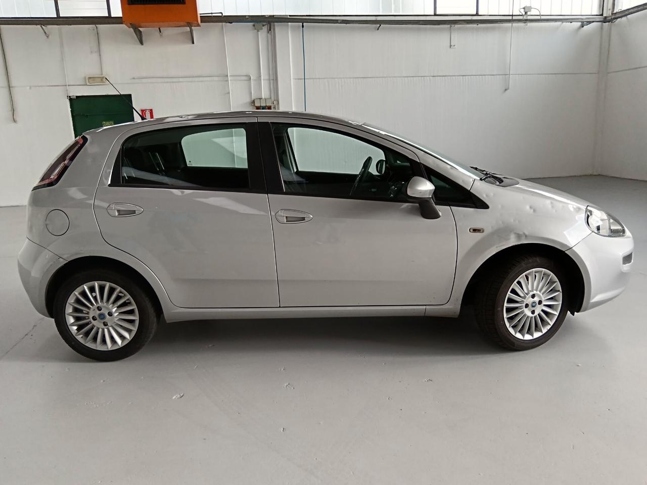 Fiat Punto 1.2 8V 5 porte Street