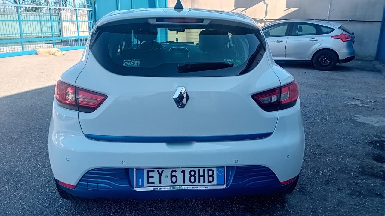 Renault clio 1.5 dci/75 cv-full-2015