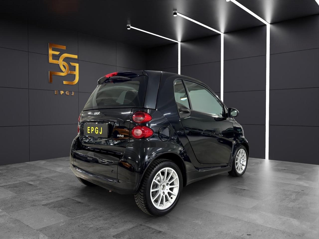 Smart ForTwo 1000 52 kW MHD coupé passion