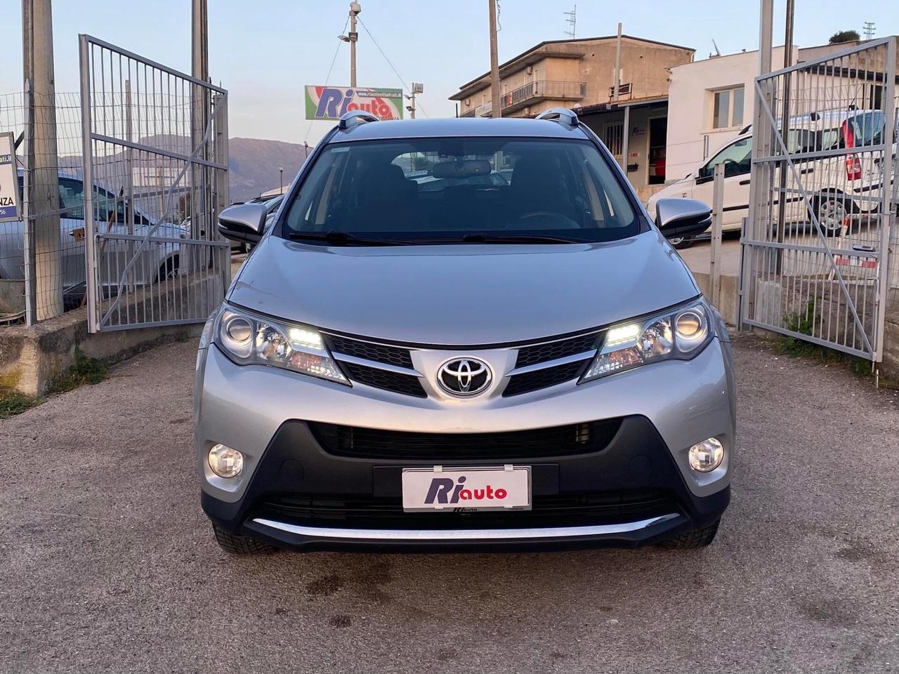 Toyota RAV 4 RAV4 2.0 D-4D 2WD